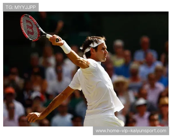 辛纳底线抽球逼迫对手失误，稳居世界第二