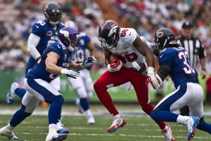 开云·体育官方网站入口-喜讯！武汉三镇已提前完成保级任务！未来两位核心去留引发关注